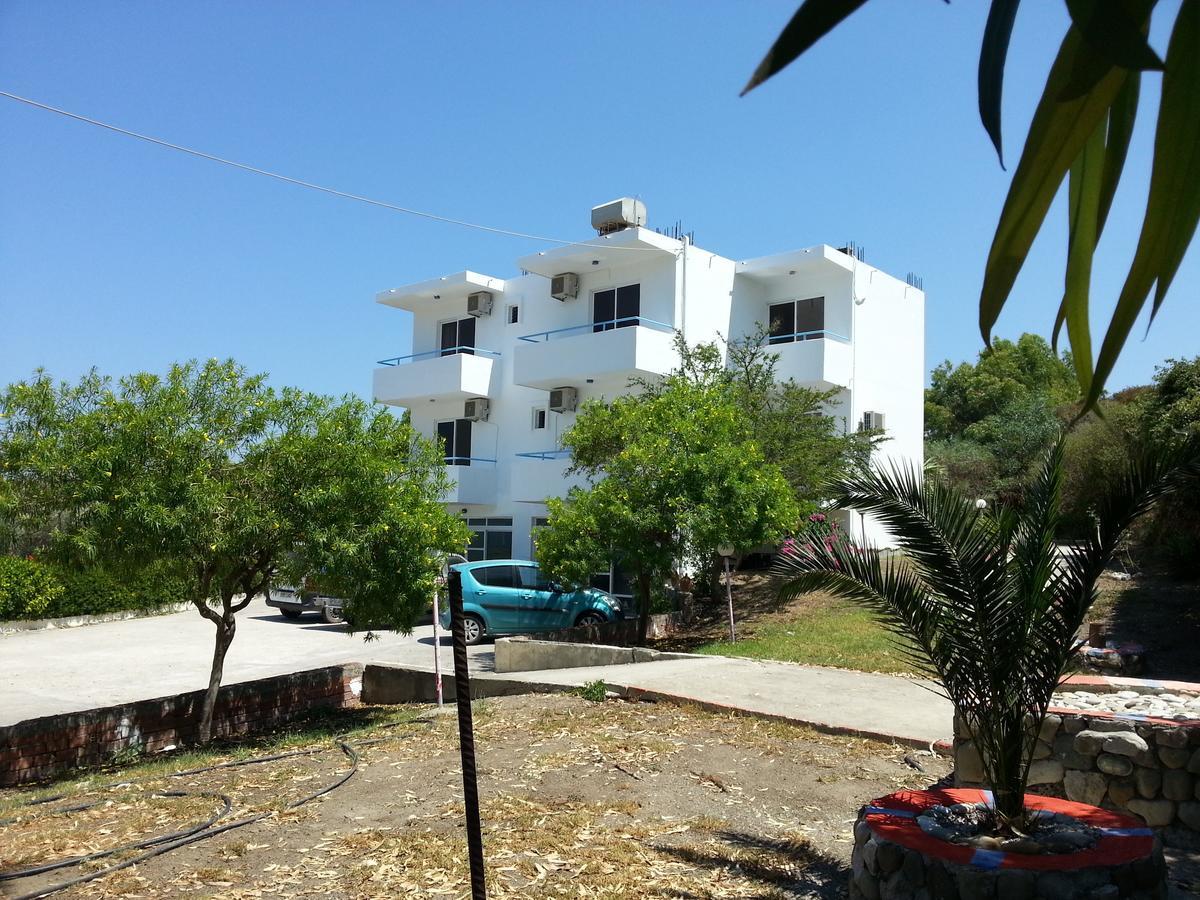 Saint George Ecotel Kalavárda Exterior foto