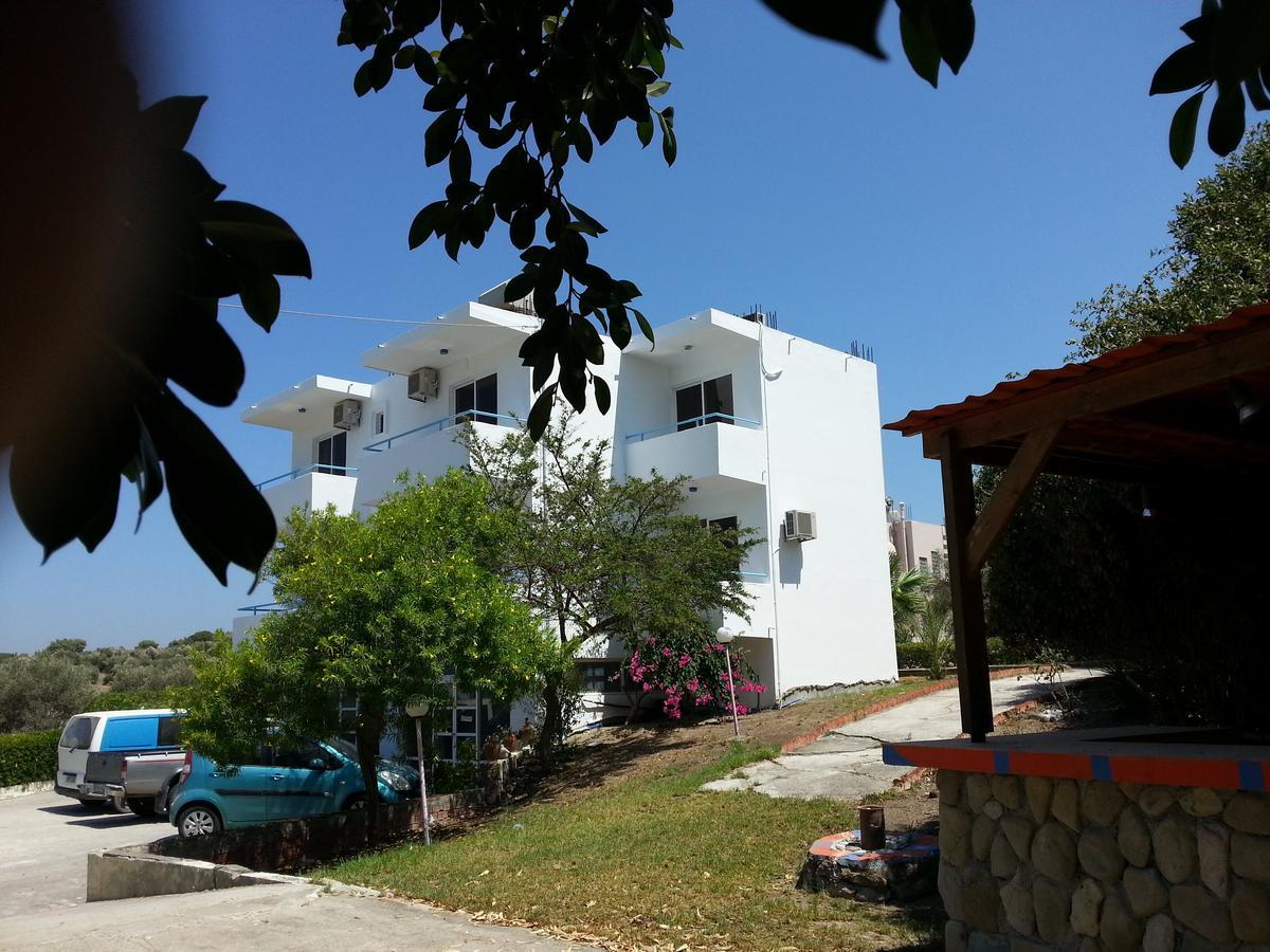 Saint George Ecotel Kalavárda Exterior foto